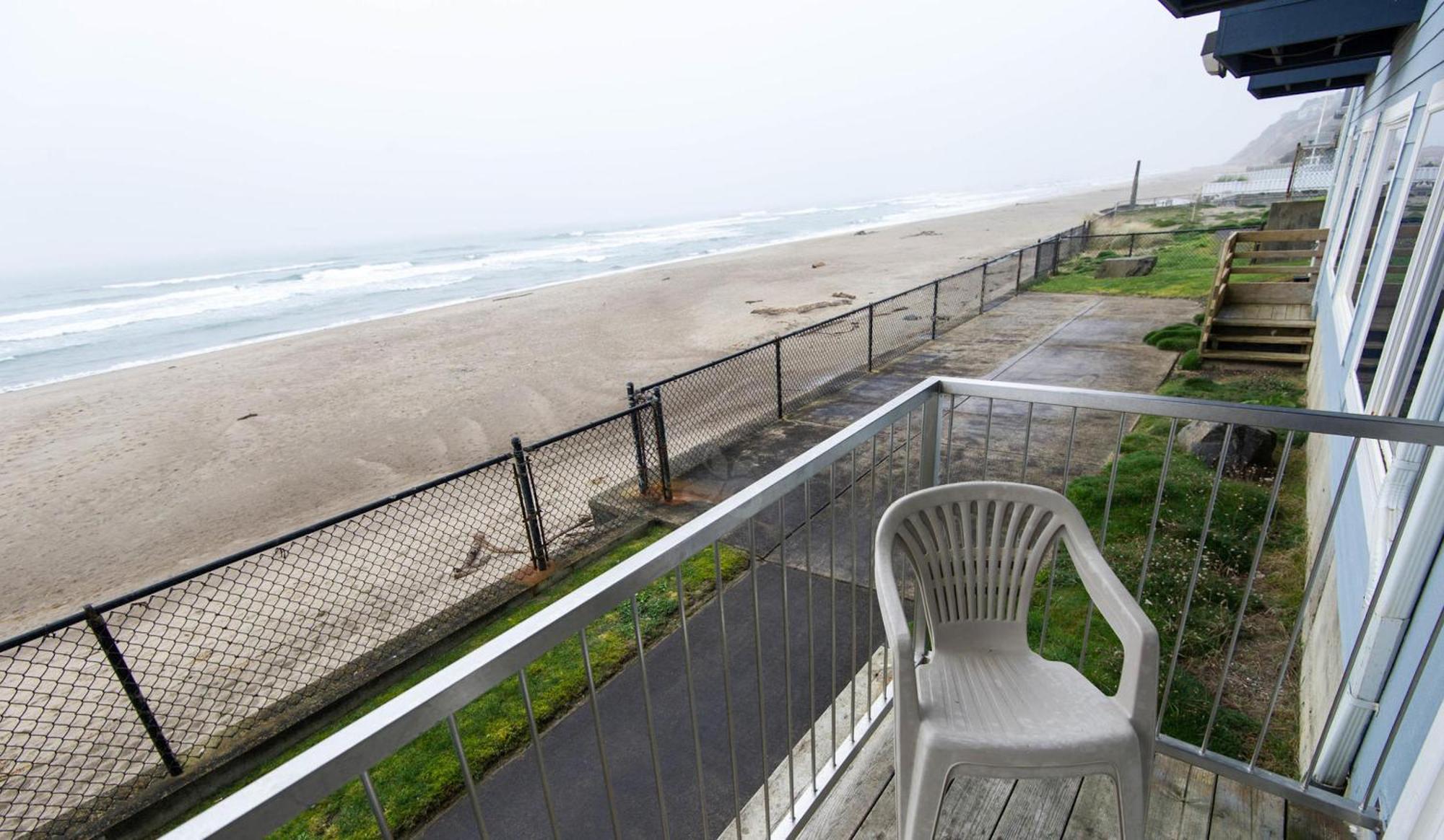 Sandcastle Beachfront Lincoln City Eksteriør bilde